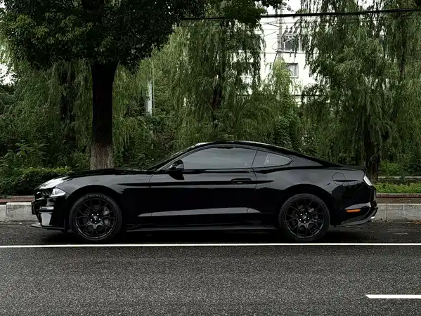 Ford Mustang 2018