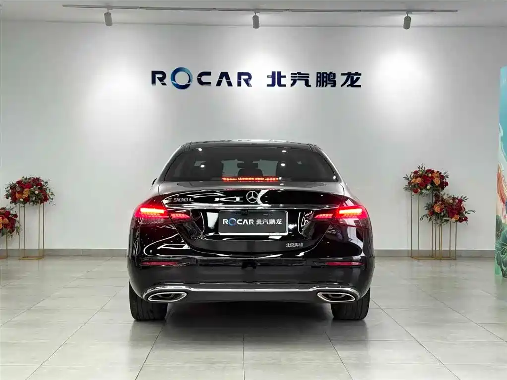 Mercedes-Benz E-Class 2021 — фото 10