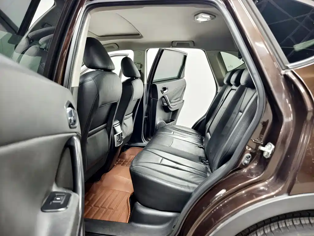 GAC Motor Trumpchi GS5 2014 — фото 13