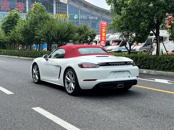 Porsche 718 2023