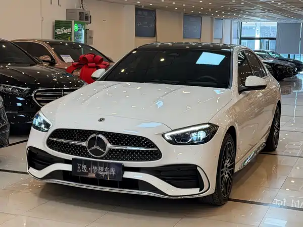 Mercedes-Benz C-Class 2025