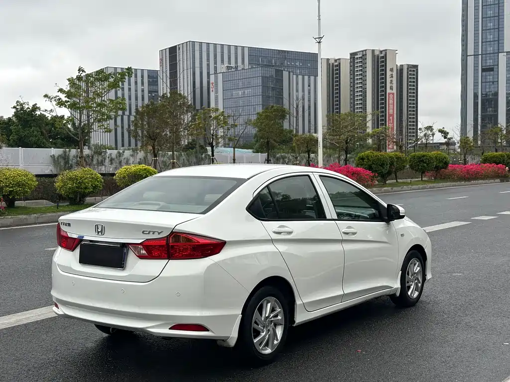 Honda City 2016 — фото 4