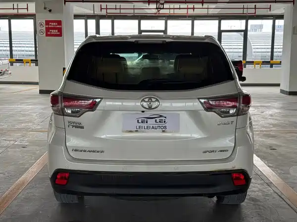 Toyota Highlander 2017
