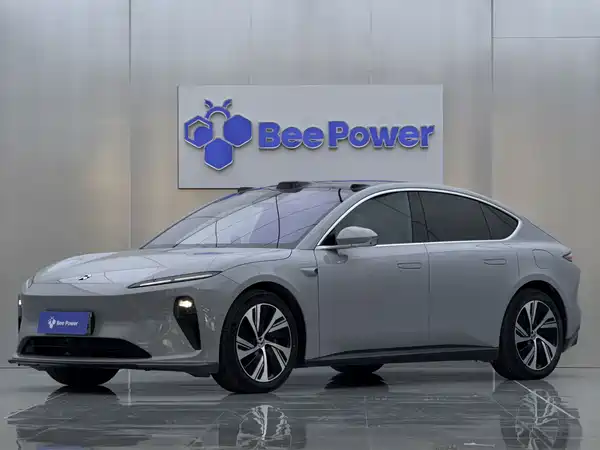 NIO ET5 2022