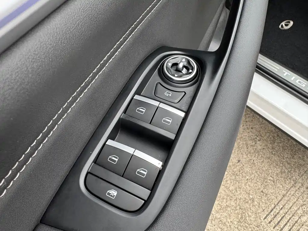 Chery Tiggo 8 2021 — фото 11