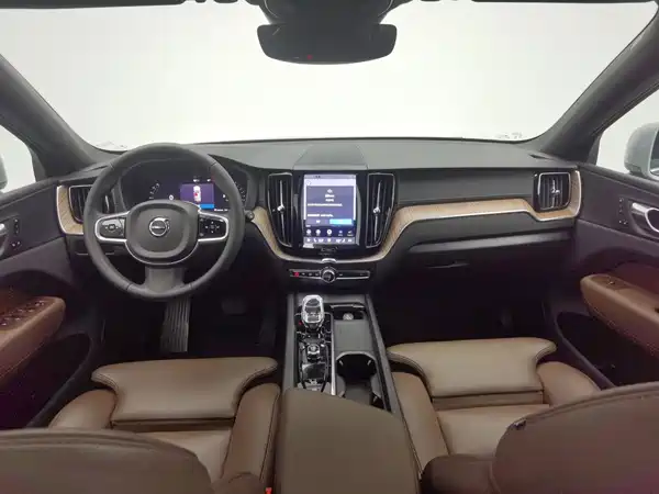 Volvo XC60 2024