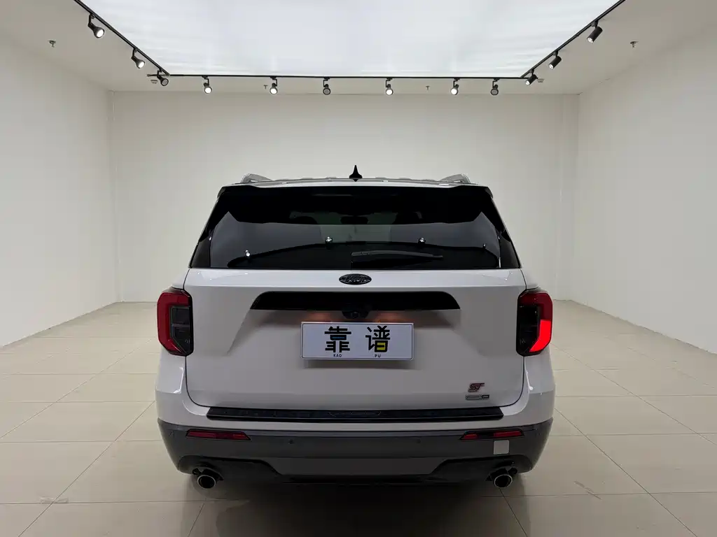 Ford Explorer 2020 — фото 6