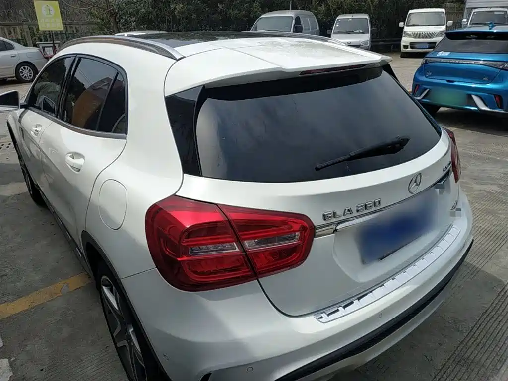 Mercedes-Benz GLA 2015 — фото 5