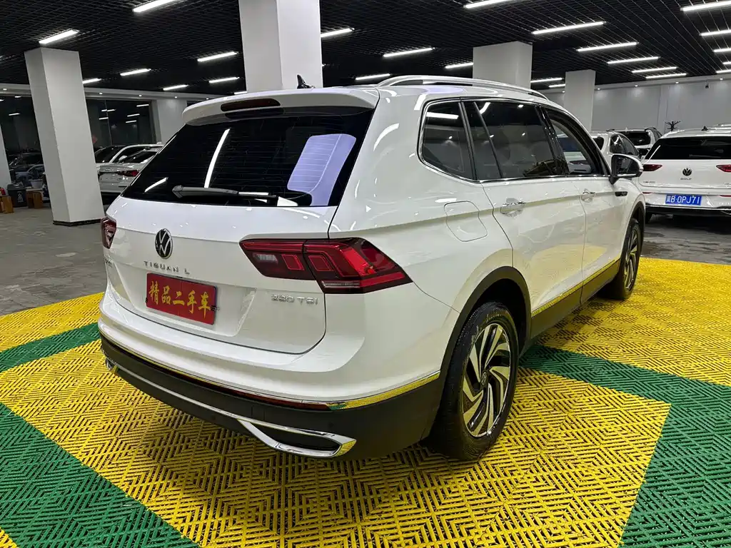 Volkswagen Tiguan L 2023
