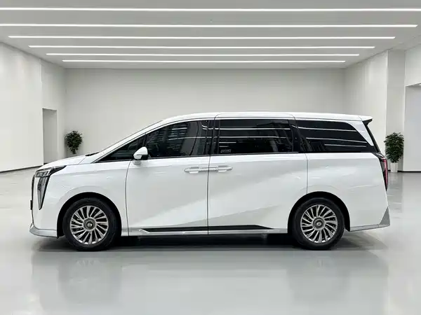 GAC Trumpchi M8 2023