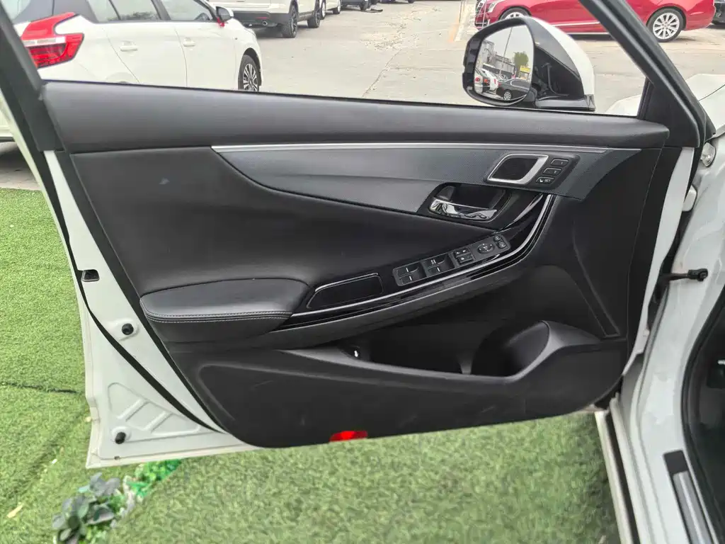Honda Spirior 2015 — фото 5