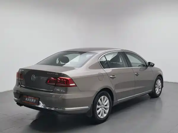Volkswagen Magotan 2015