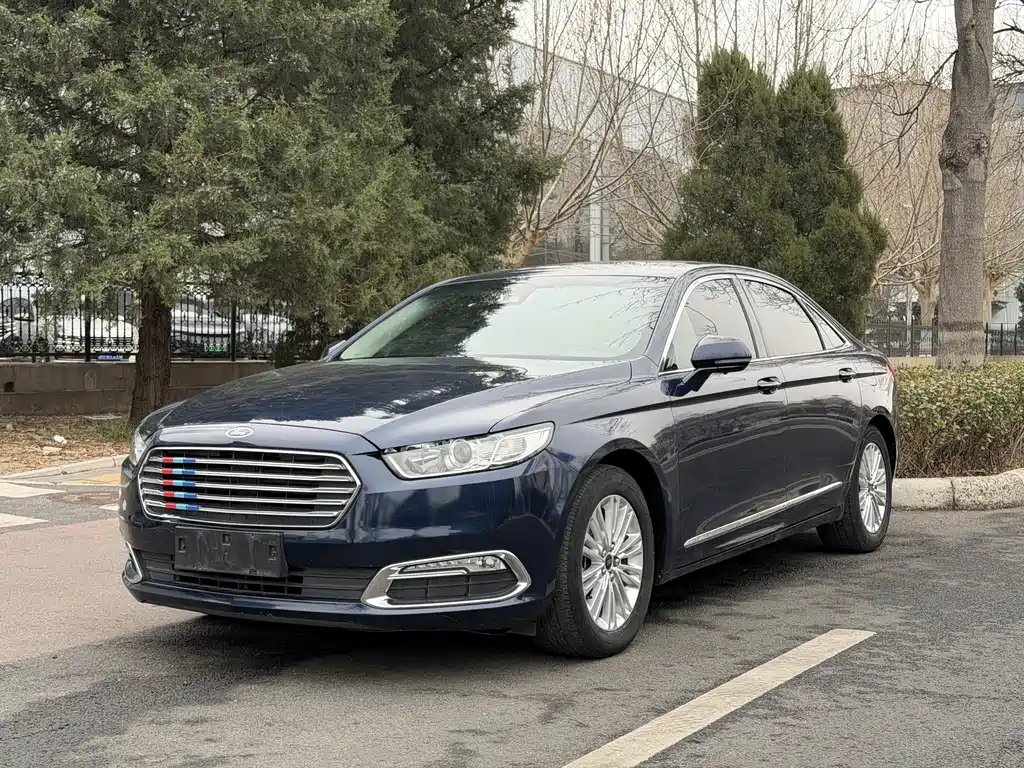 Ford Taurus 2017