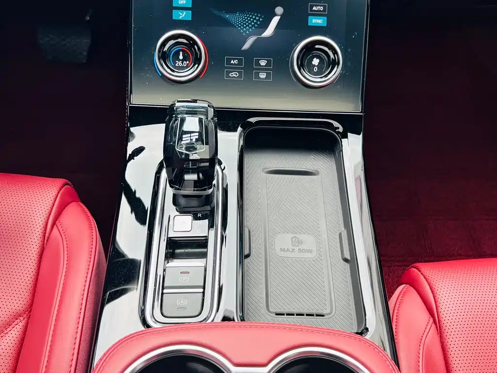 Jetour X70 PLUS 2024 — фото 11