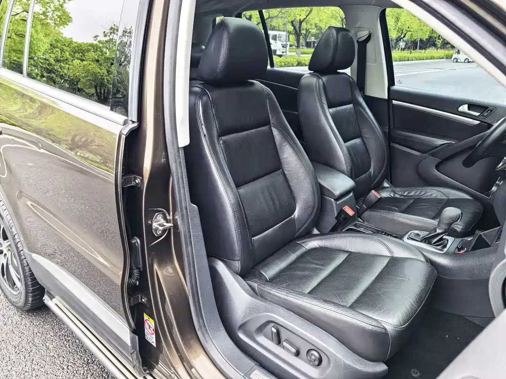 Volkswagen Tiguan 2015 — фото 26