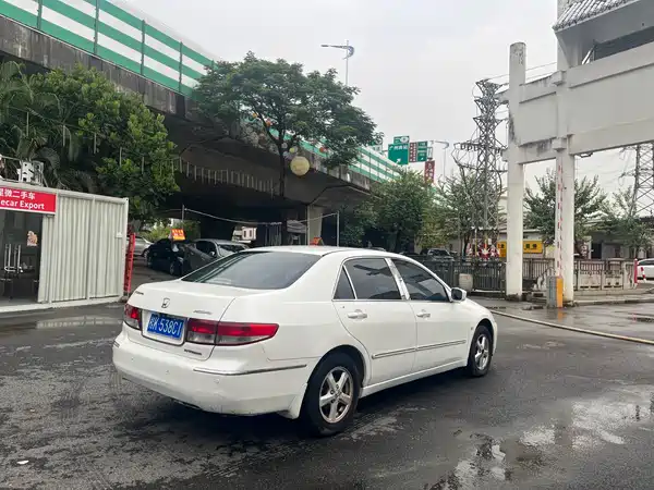 Honda Accord 2004