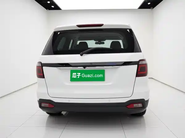 Changan Auchan CX70 2016