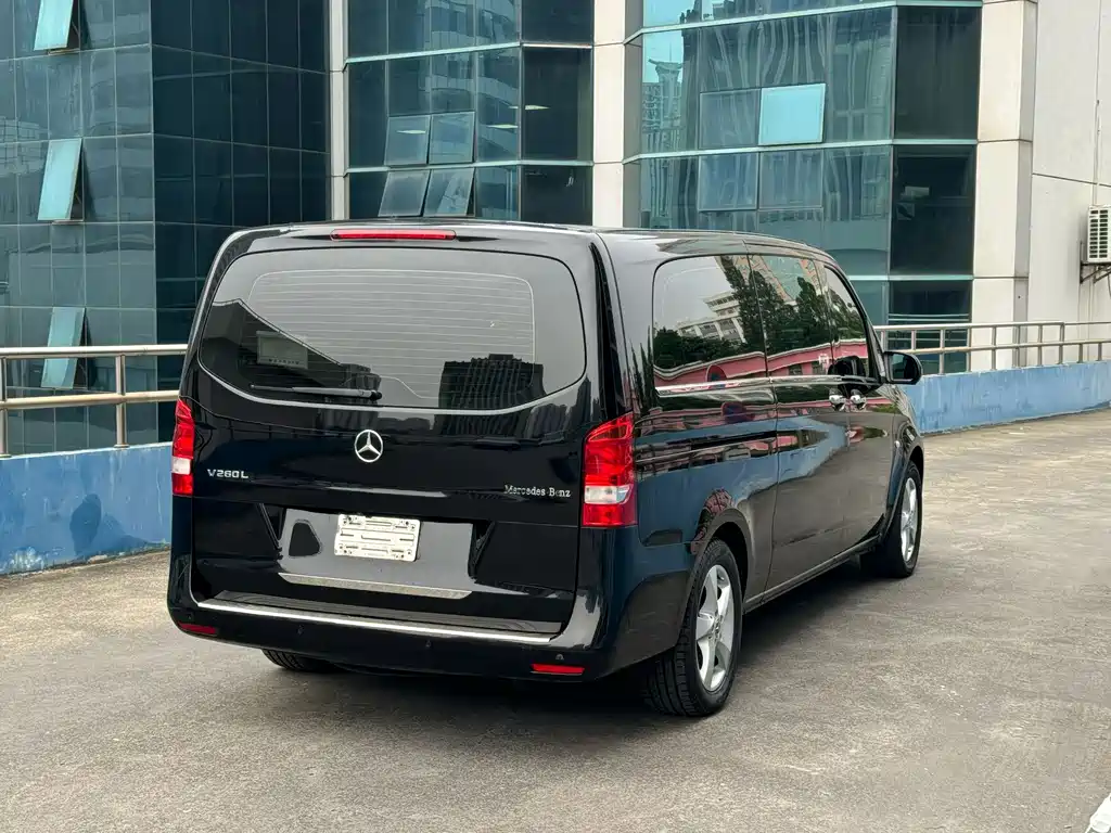 Mercedes-Benz Vito 2019 — фото 7