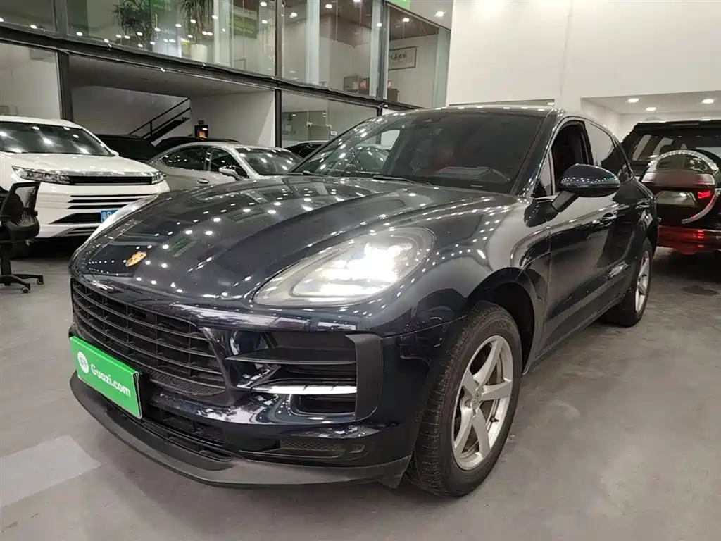Porsche Macan 2020 — фото 1