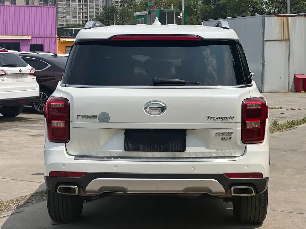 GAC Trumpchi GS8 2017 — фото 9