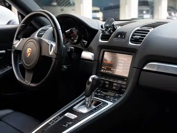 Porsche Cayman 2015