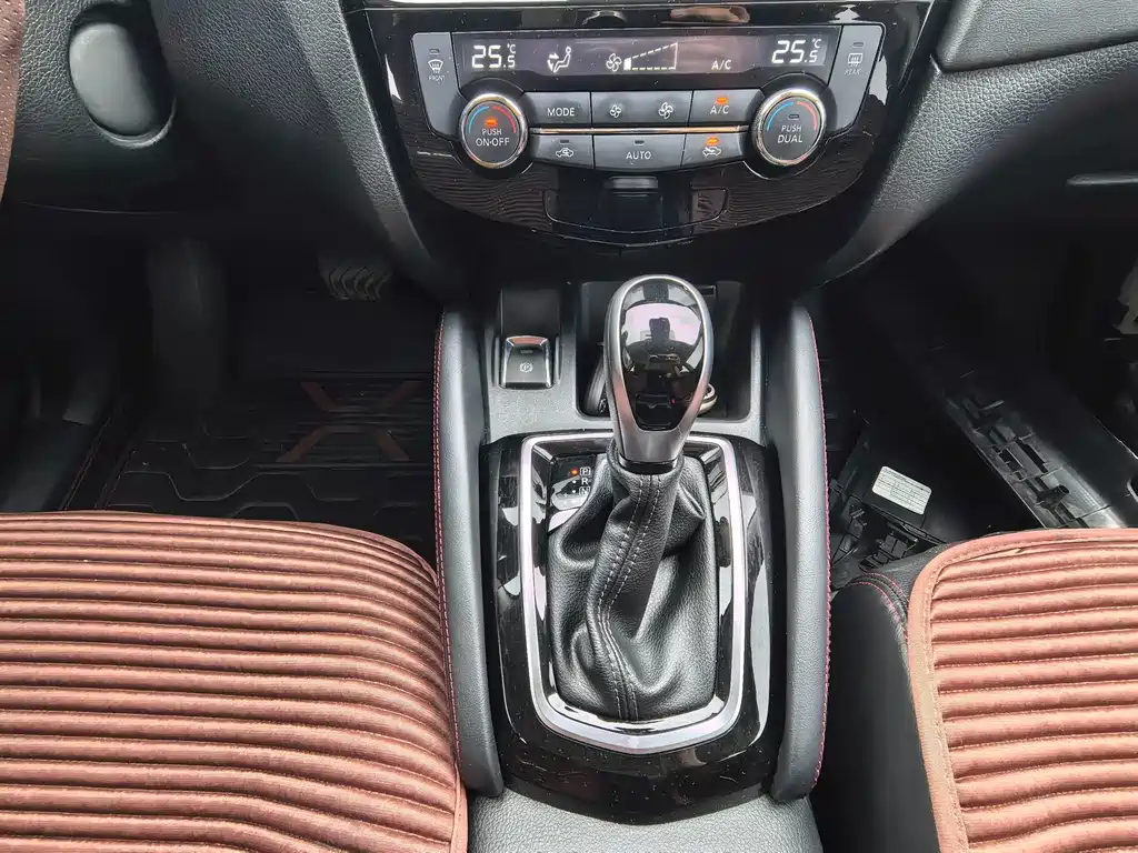 Nissan Qashqai 2023 — фото 9