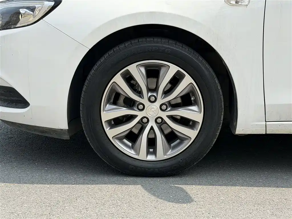 Buick Excelle 2019 — фото 25