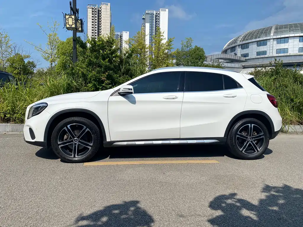 Mercedes-Benz GLA 2018 — фото 7
