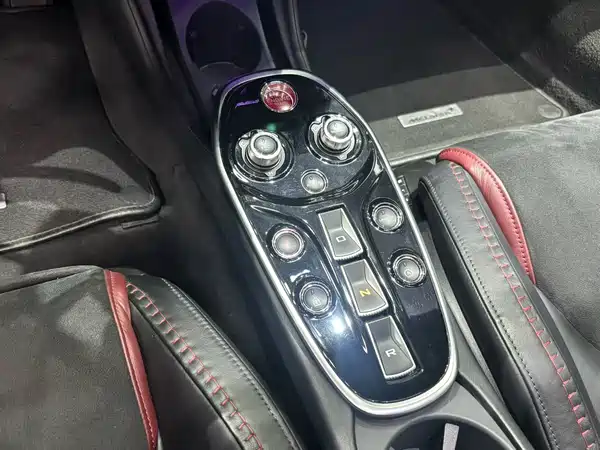 McLaren GT 2019