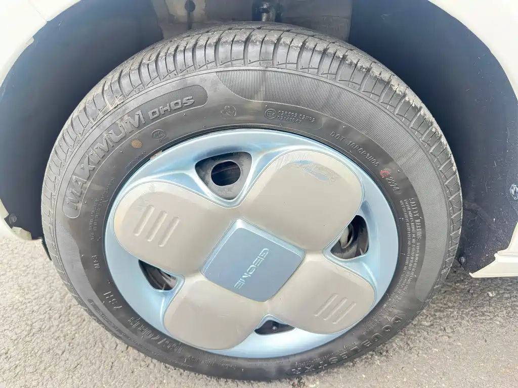 Geely Galaxy Panda 2024 — фото 22