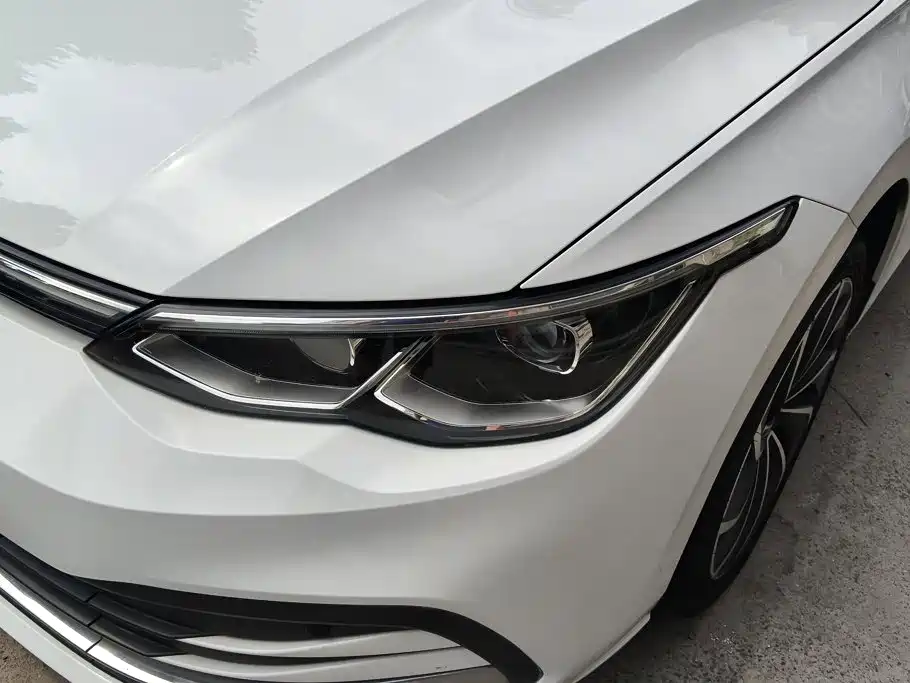 Volkswagen Golf 2022