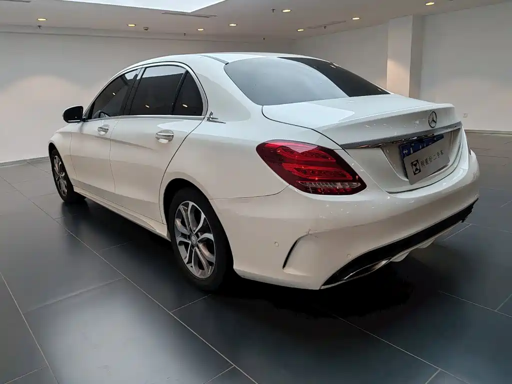 Mercedes-Benz C-Class 2017 — фото 3