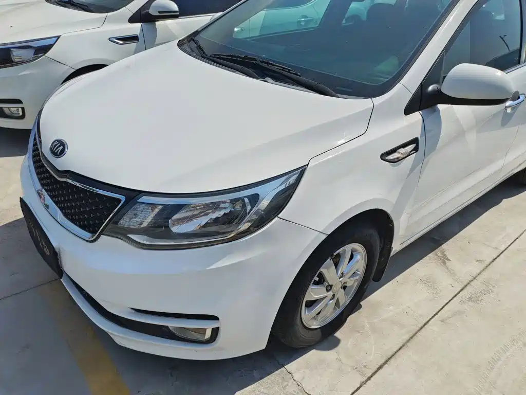 Kia K2 2015 — фото 25