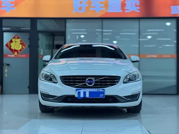 Volvo V60 2013
