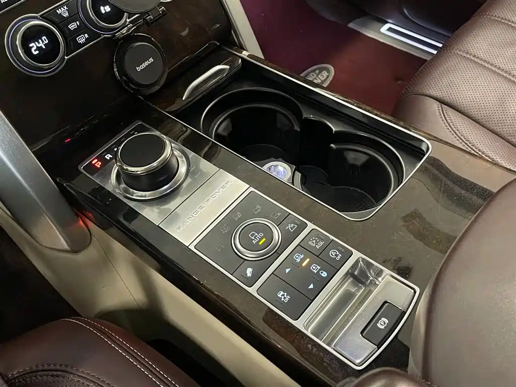 Land Rover Range Rover 2015 — фото 18