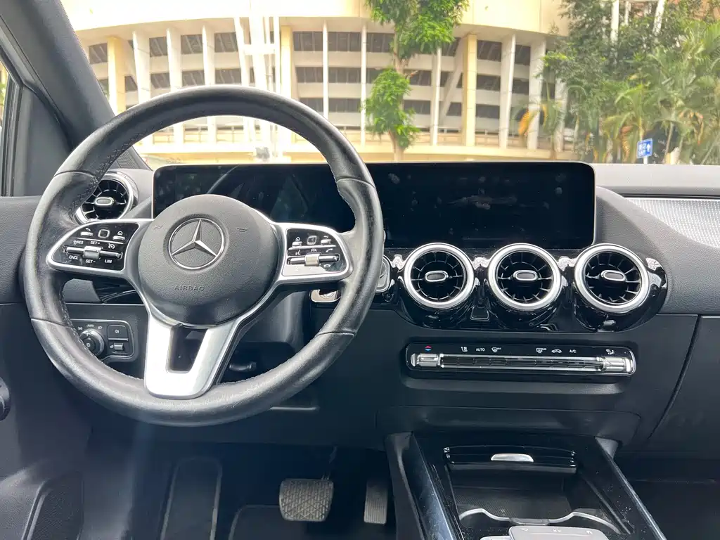 Mercedes-Benz B-Class 2019 — фото 12