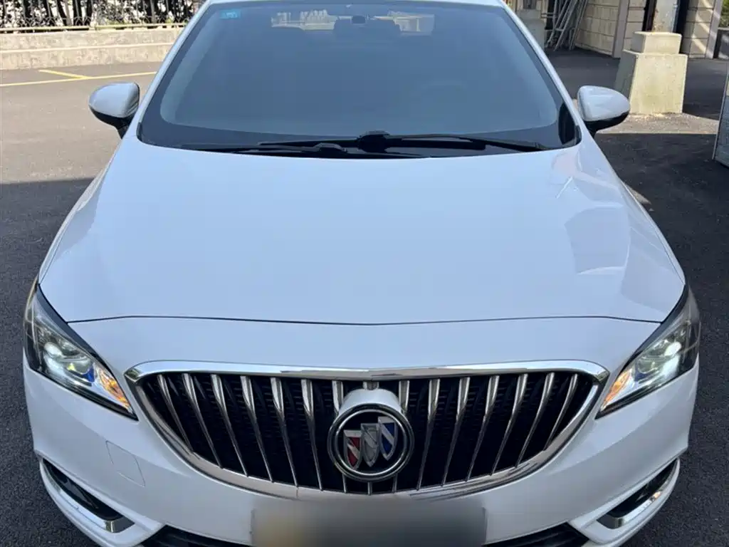 Buick Verano 2017 — фото 10