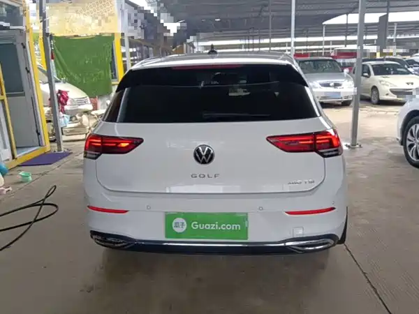 Volkswagen Golf 2023
