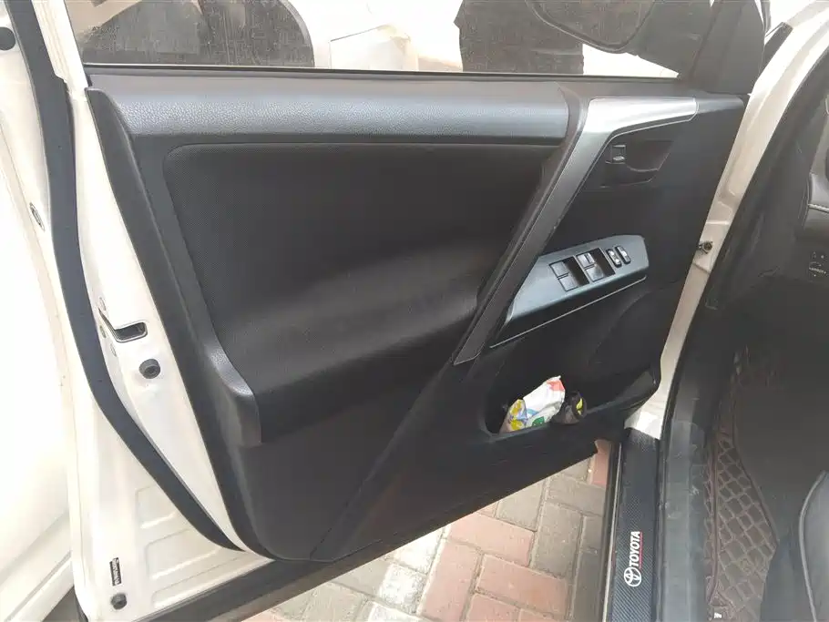 Toyota RAV4 2018