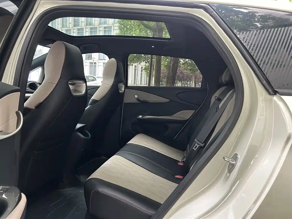 BYD Dolphin 2024 — фото 15