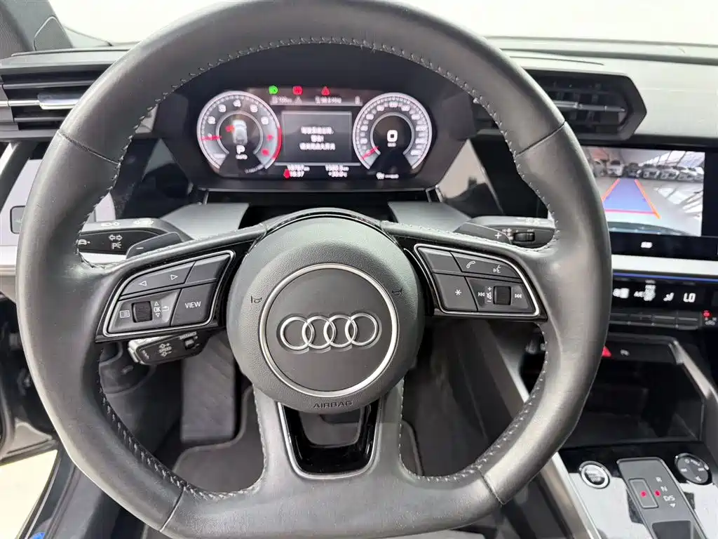Audi A3 2021 — фото 11