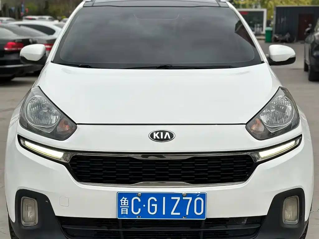 Kia KX3 2016 — фото 2