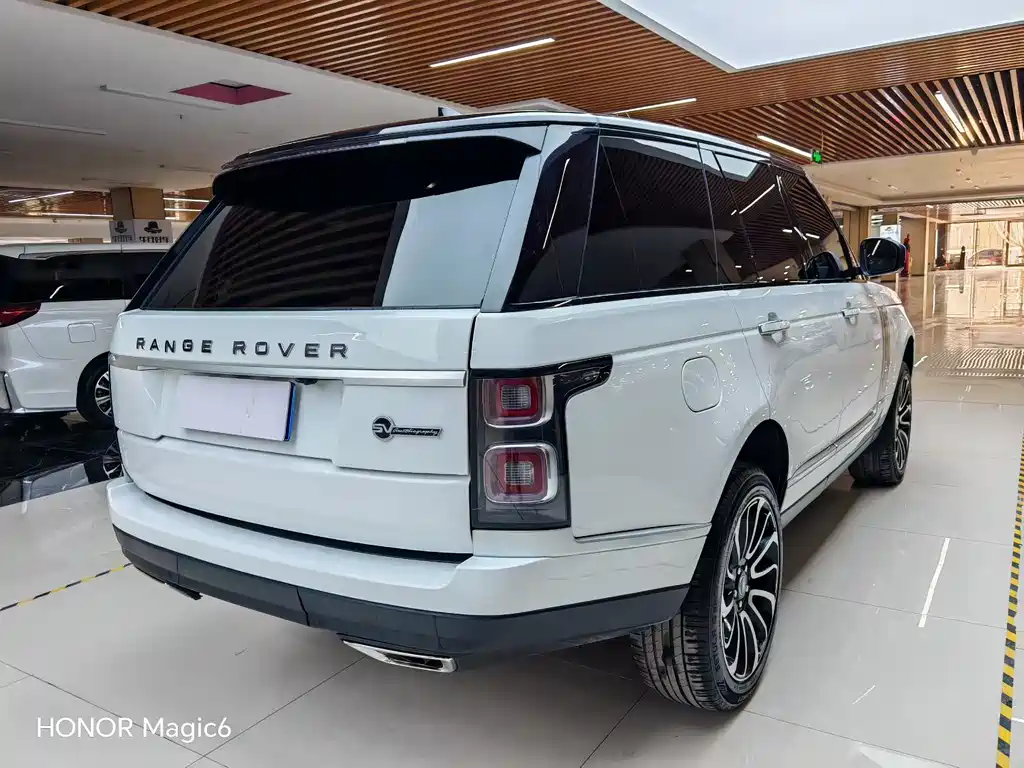 Land Rover Range Rover 2018 — фото 7