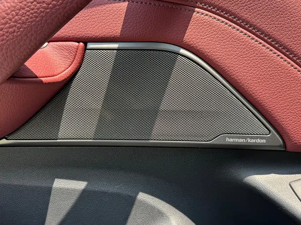 BMW 5 Series 2019 — фото 10