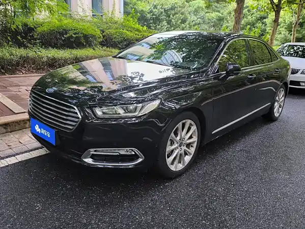 Ford Taurus 2018