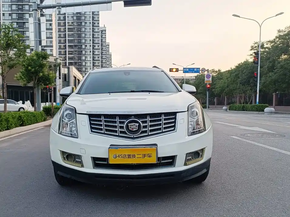 Cadillac SRX 2013 — фото 7