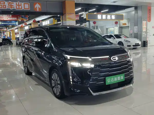 GAC Trumpchi E8 PHEV 2024