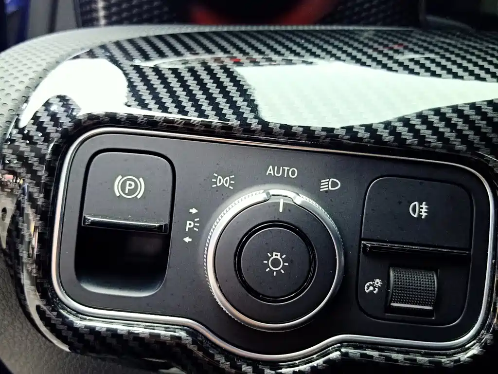 Mercedes-Benz A-Class 2021 — фото 14