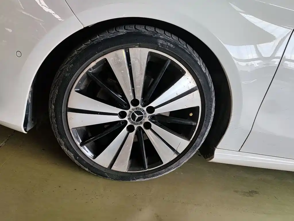 Mercedes-Benz CLA 2018 — фото 23
