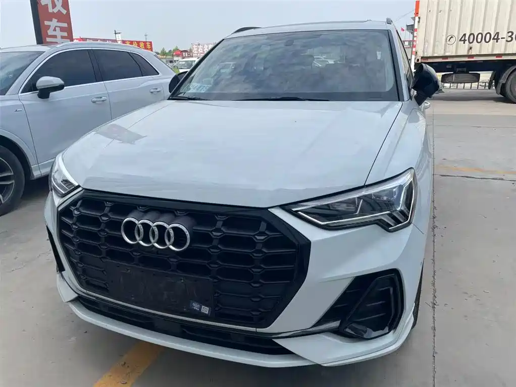 Audi Q3 2023 — фото 11